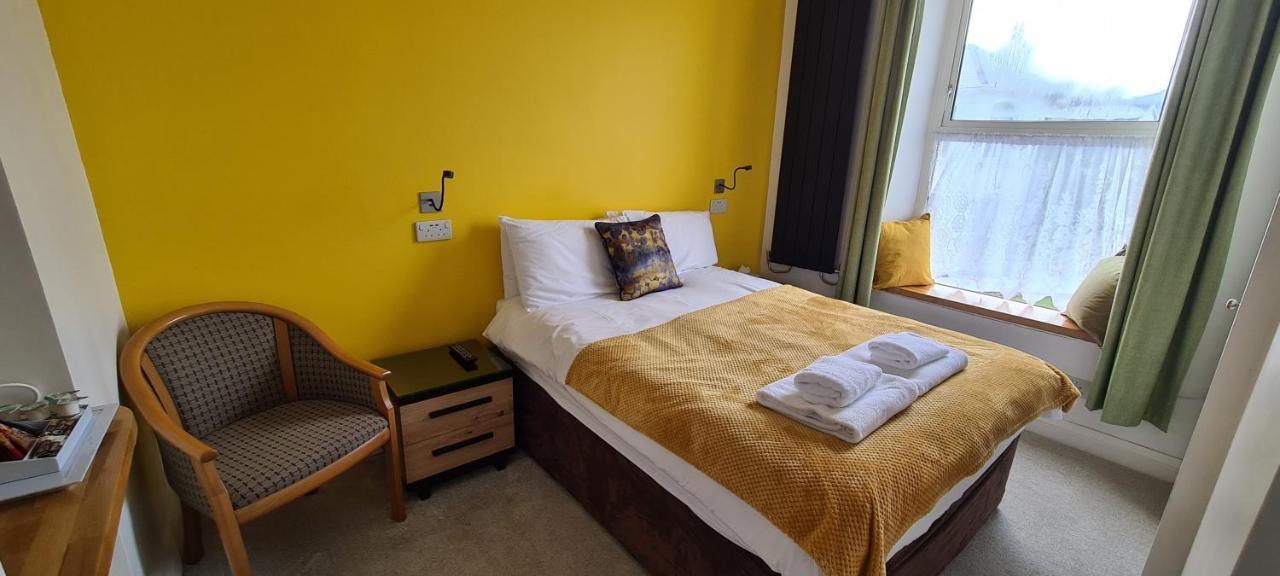 The Torland - Paignton Seafront - Free Parking, All Rooms En-Suite Exterior foto